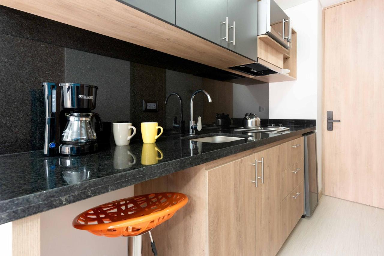 Apartamentos Weeki En Chapinero โบโกตา ภายนอก รูปภาพ